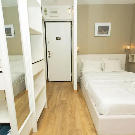 Champs Elysees & Arc De Triomphe - Cityapartmentstay Appartamento Parigi