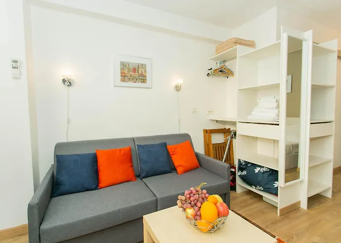 Champs Elysees & Arc De Triomphe - Cityapartmentstay Appartement *